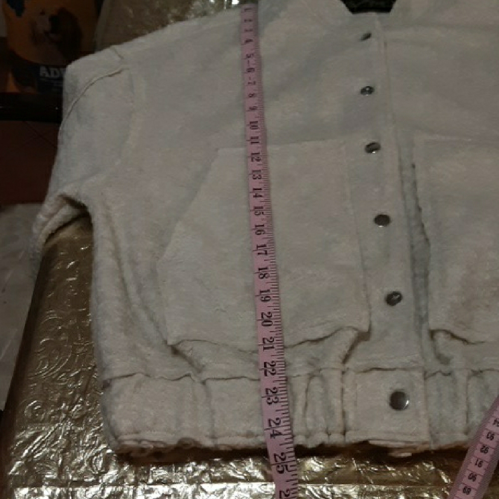 Women's Cream Button-Up Jacket - Picture 16 of 16